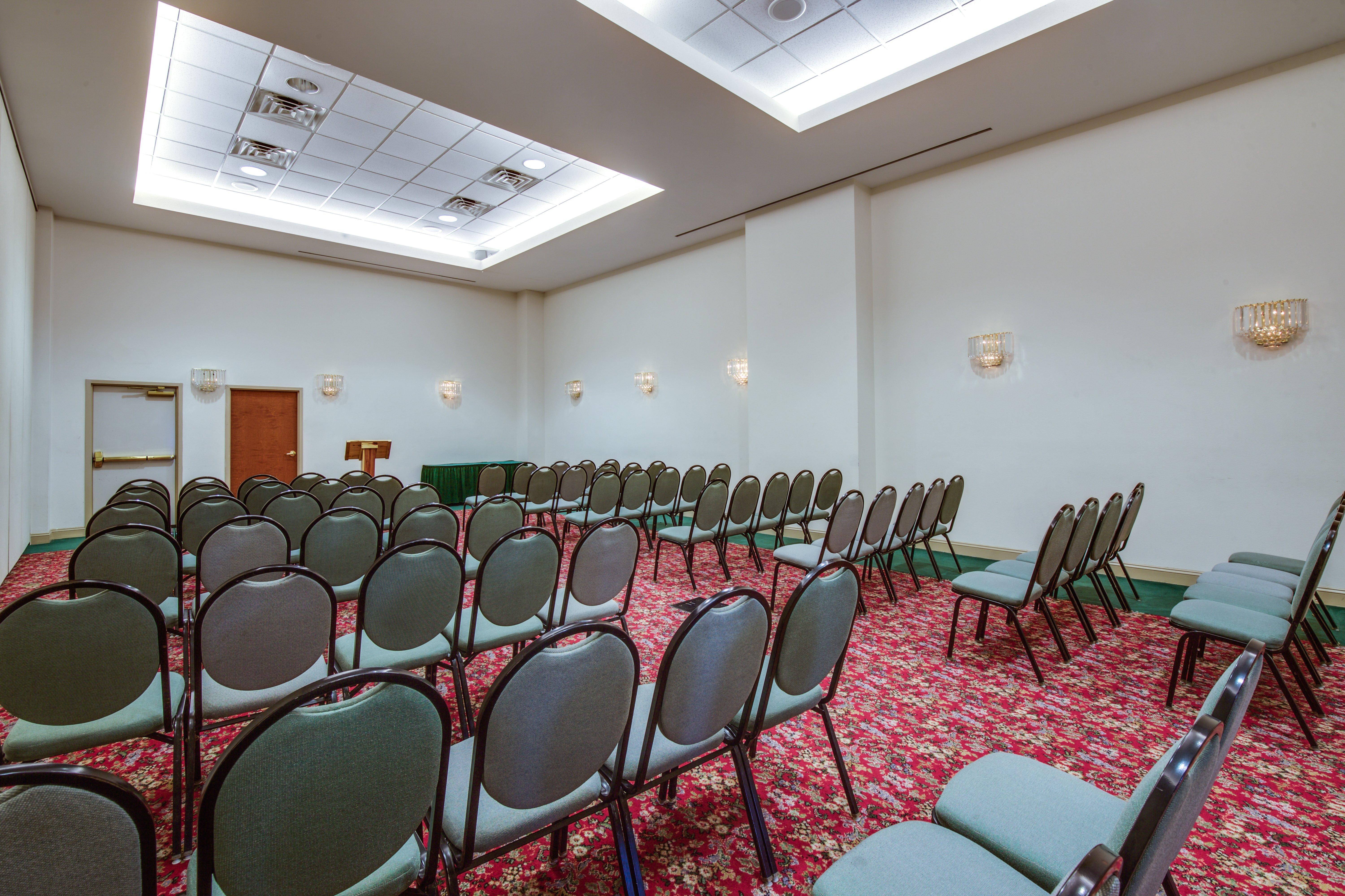 Holiday Inn Express Hotel & Suites Greensboro-East By Ihg Buitenkant foto