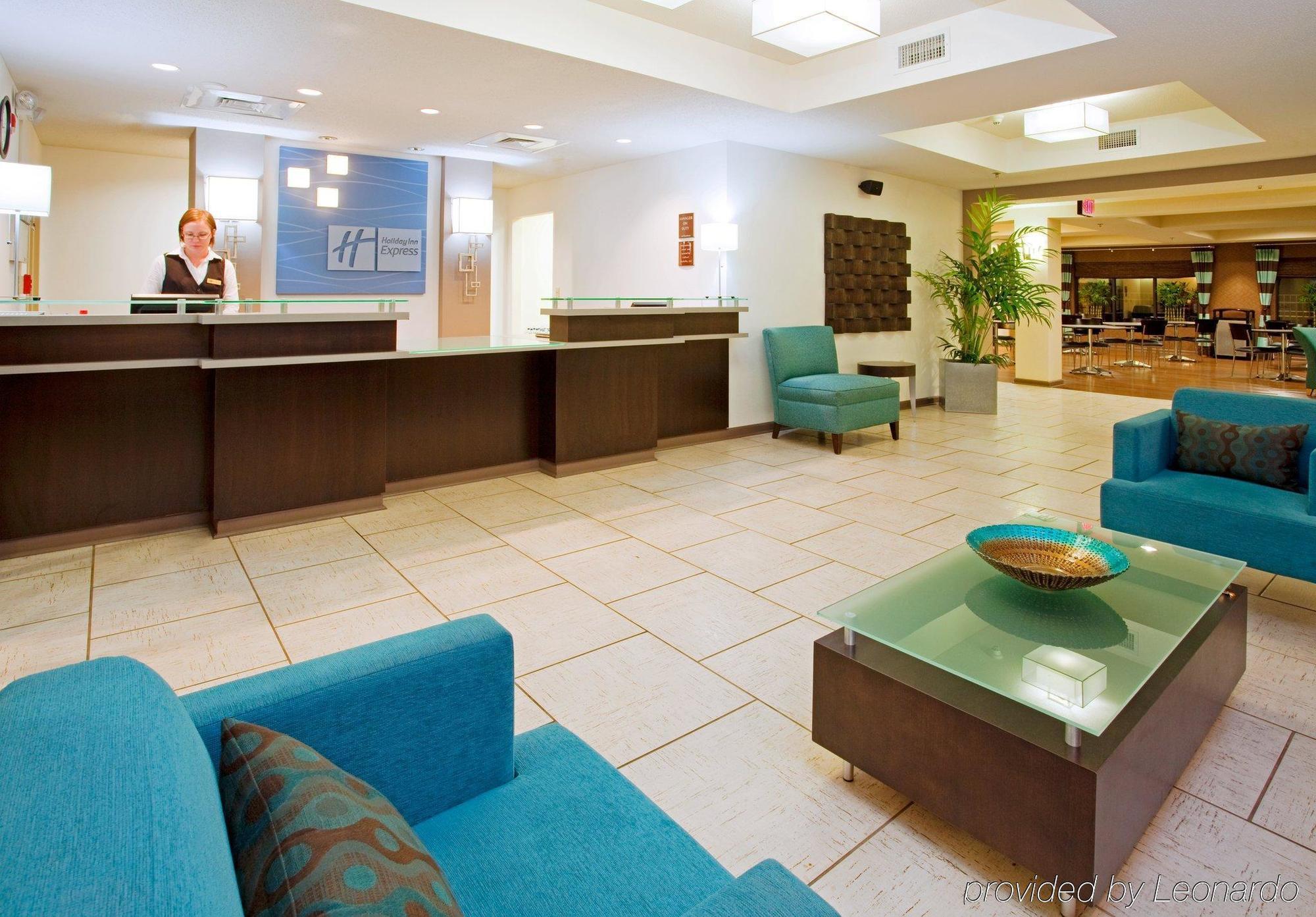 Holiday Inn Express Hotel & Suites Greensboro-East By Ihg Interieur foto