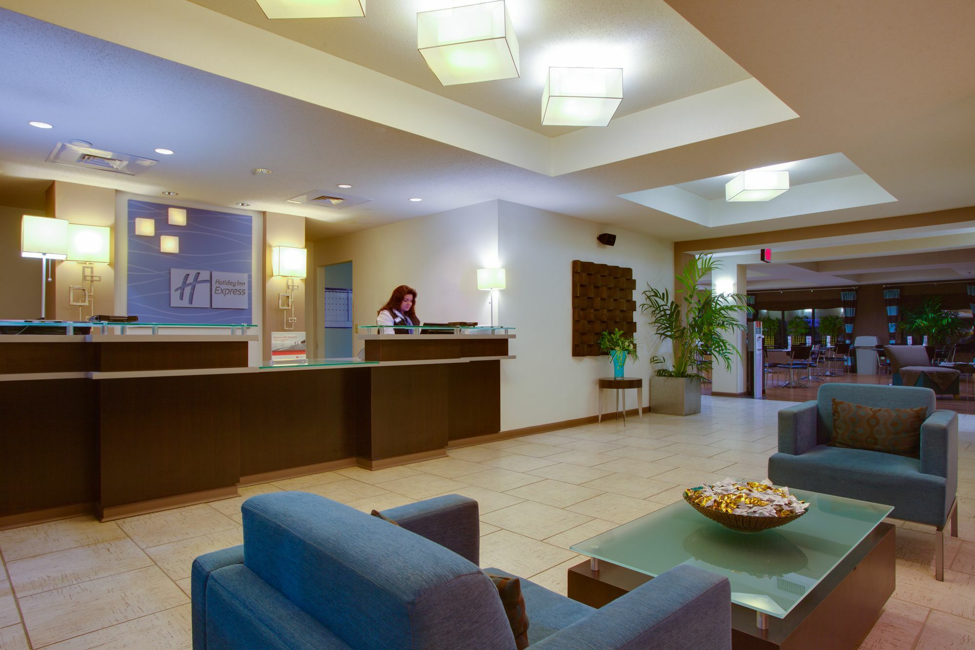 Holiday Inn Express Hotel & Suites Greensboro-East By Ihg Buitenkant foto